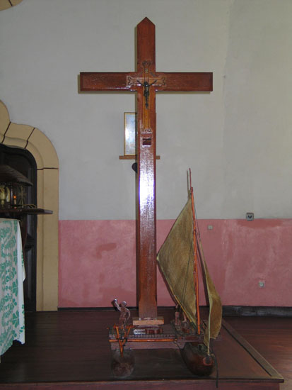 ile_des_pins_57_eglise_vao